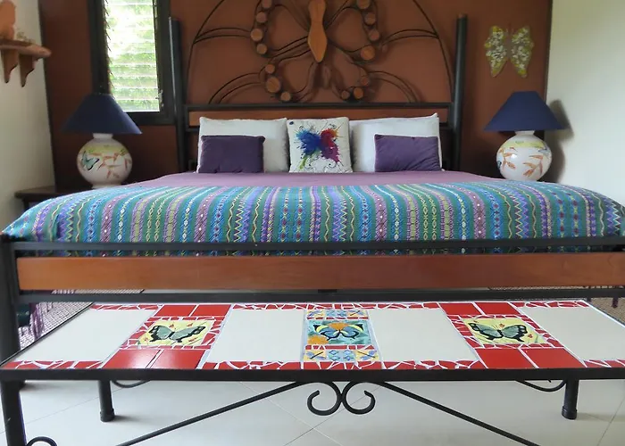 Lucky Bug Bed & Breakfast 3*